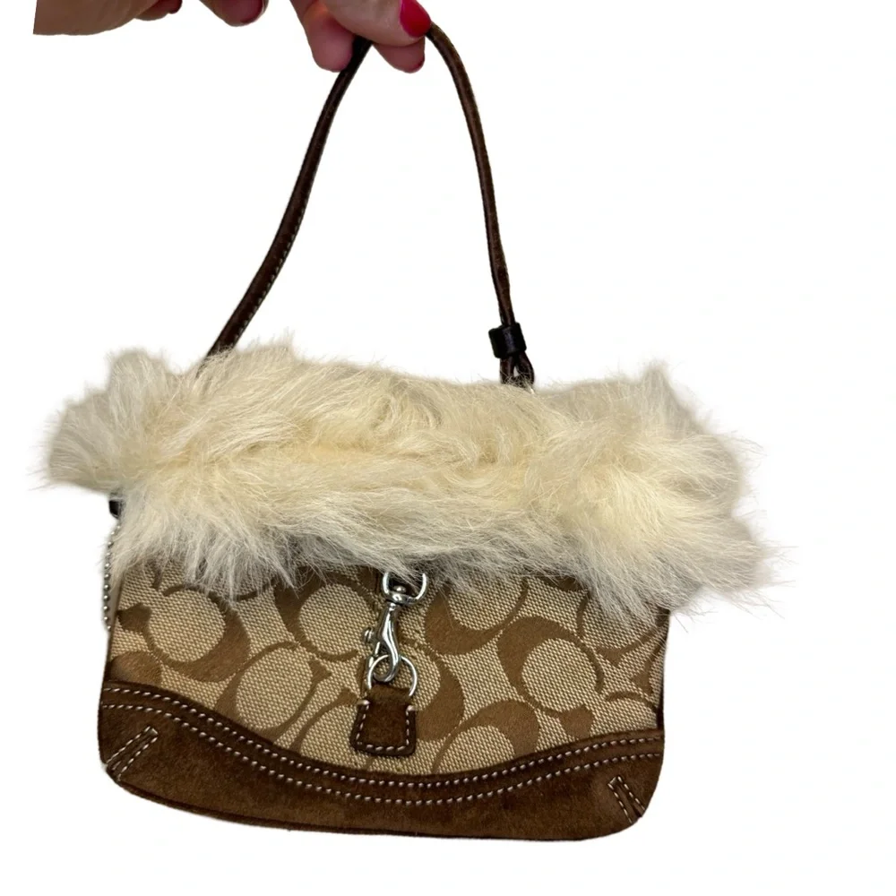 Coach Signature Print Fur Monogram Clutch/Wristlet | Fall/Winter Fashion EUC